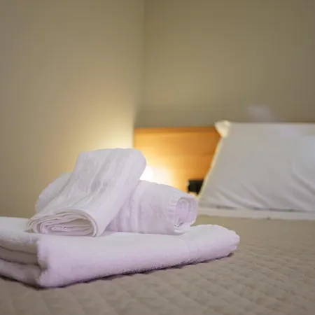 Szálloda Rooster 2*