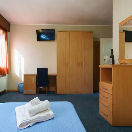 Rooster 2* Sanguinetto